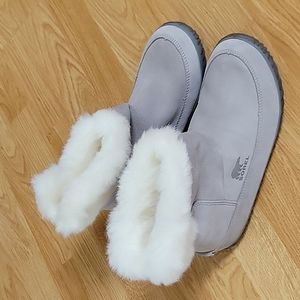 Sorel cozy boots